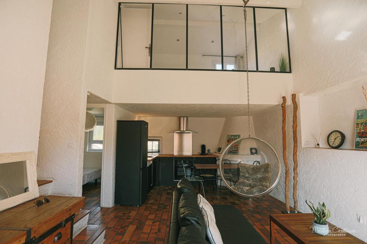 Le Duplex Apartment Каси Екстериор снимка